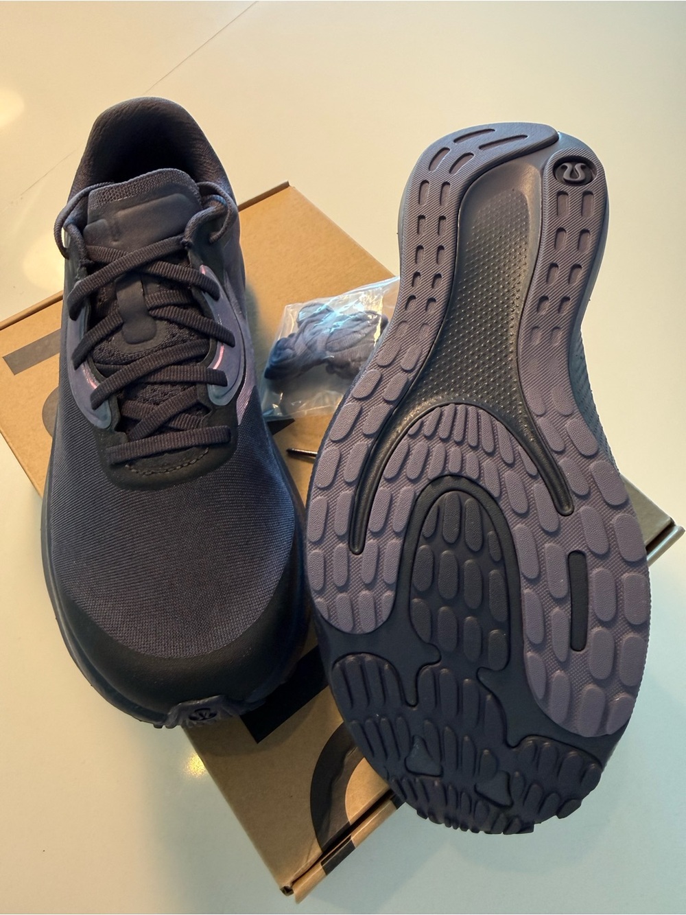lululemon split shift women’s's Sneakers in Atmospheric purple/Grape Mist - Picture 2 of 4